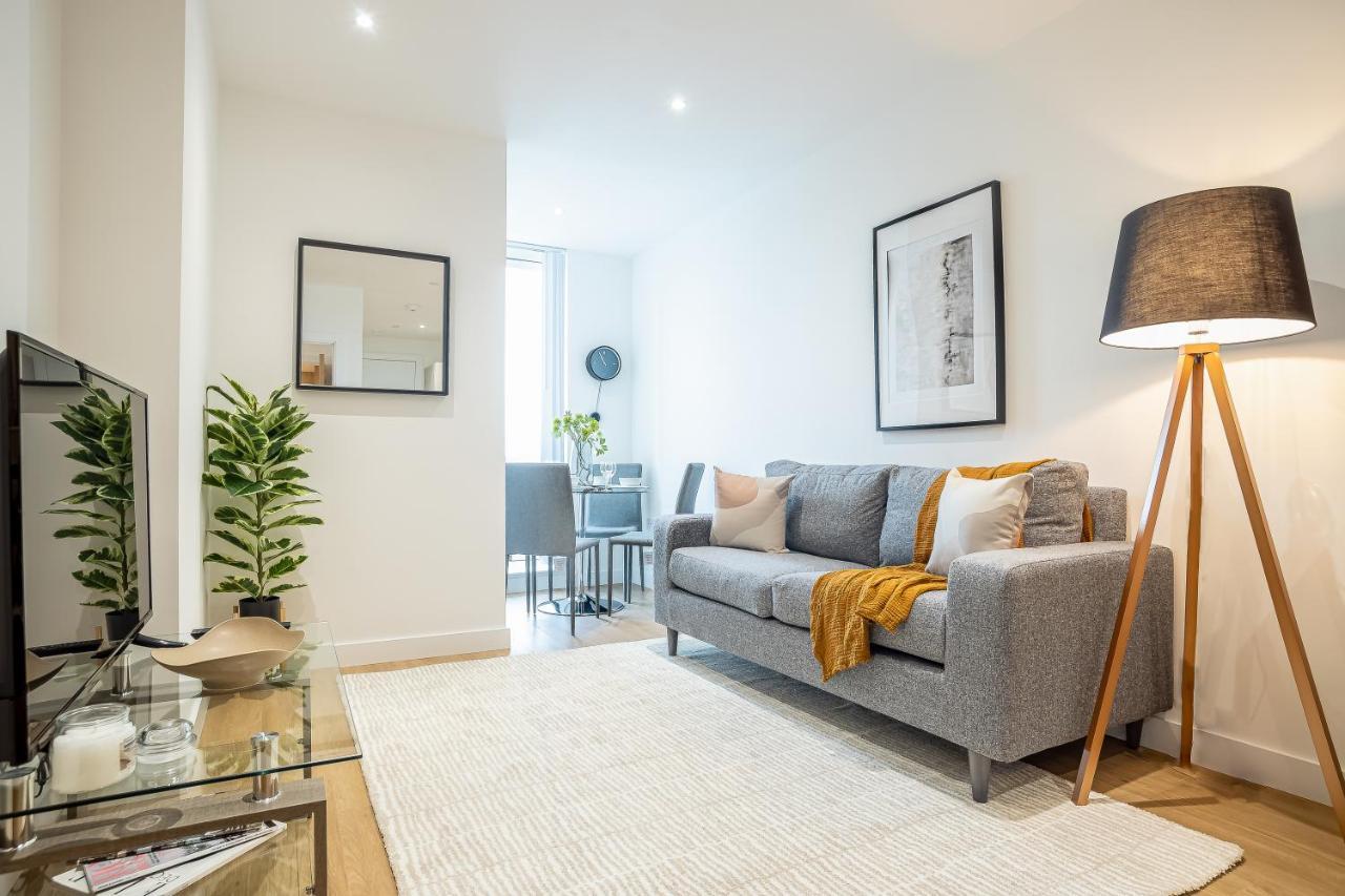Luxe Apartments Bracknell Near Ascot, Legoland, Windsor, Lexicon - Free Parking & Gym المظهر الخارجي الصورة
