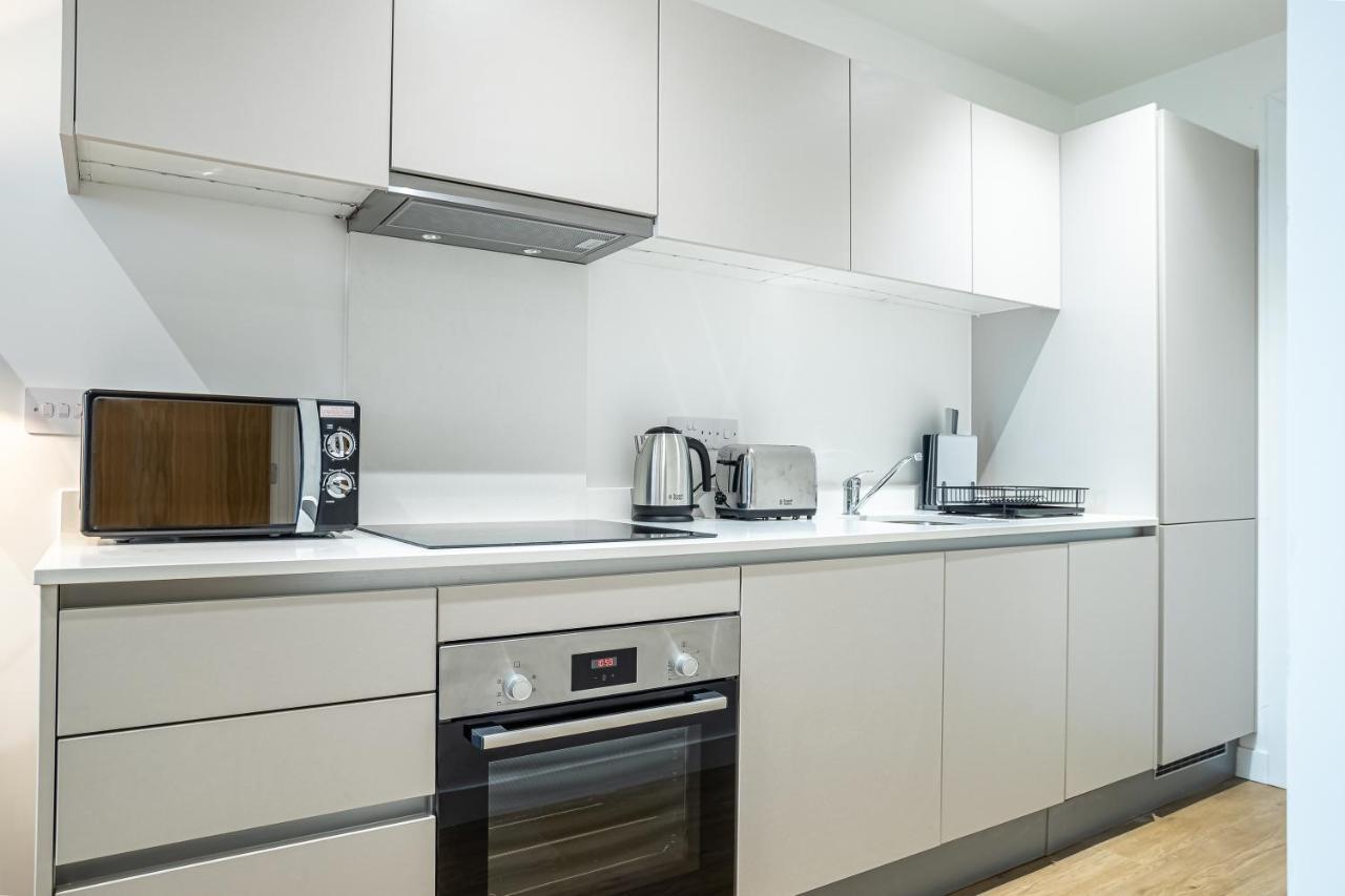 Luxe Apartments Bracknell Near Ascot, Legoland, Windsor, Lexicon - Free Parking & Gym المظهر الخارجي الصورة