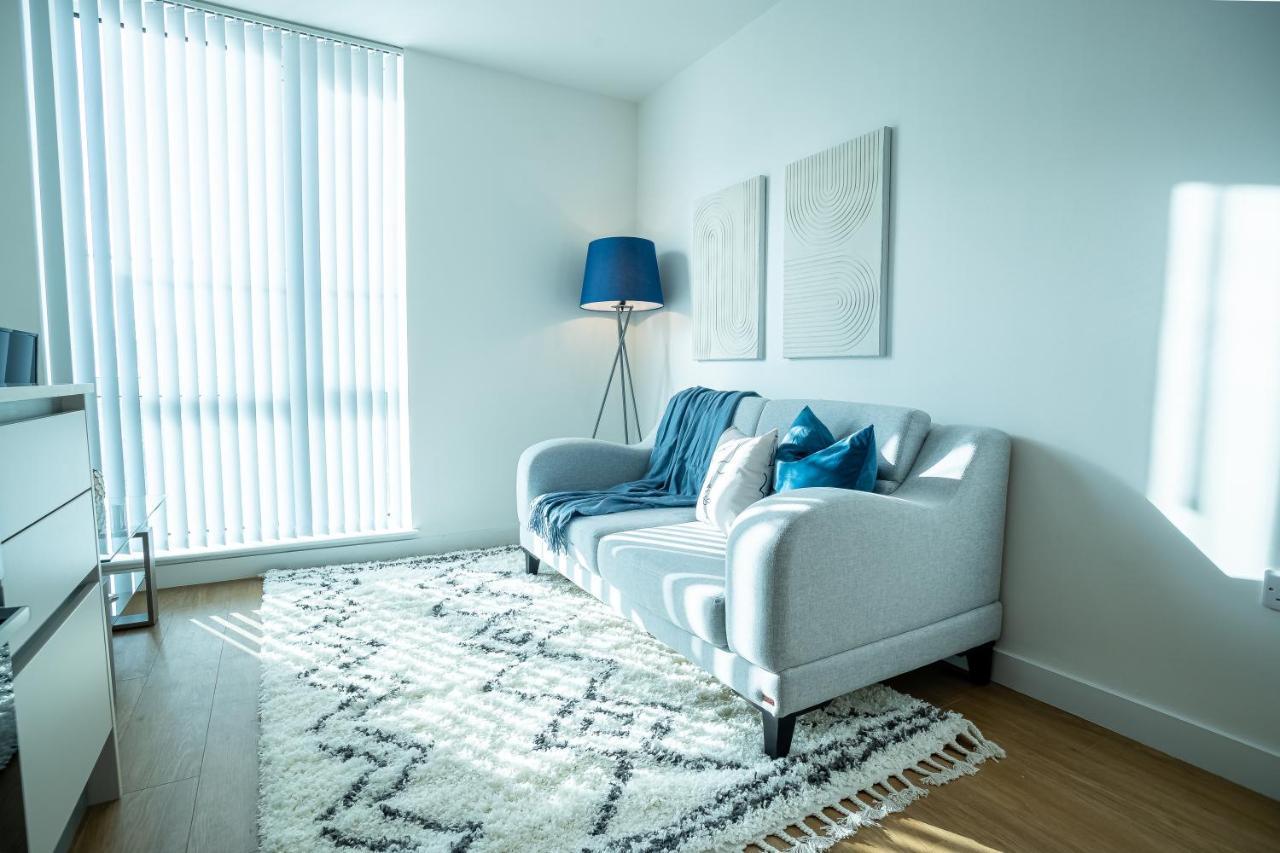 Luxe Apartments Bracknell Near Ascot, Legoland, Windsor, Lexicon - Free Parking & Gym المظهر الخارجي الصورة